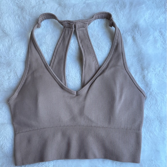 2 Yogalicious Seamless Ribbed Bras - Picture 4 of 6